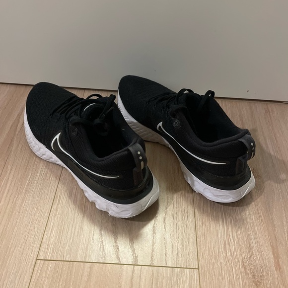 Nike react infinity run flyknit - Picture 4 of 4